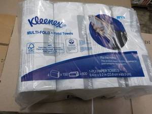 lot 133 image: 600 Kleenex Multi-fold Hand Towels...
