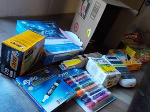 lot 179 image: Office Products...