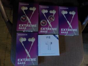 lot 203 image: TWS i12 Ear Buds, and 4 Magnavox Ex...