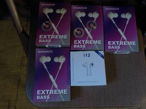lot 205 image: TWS i12 Ear Buds, and 4 Magnavox Ex...