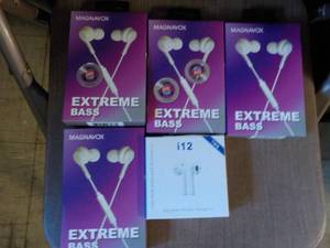 lot 206 image: TWS i12 Ear Buds, and 4 Magnavox Ex...