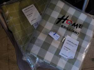 lot 209 image: 2 Tablecloths...