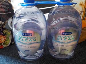 lot 218 image: 2 - 80 oz Bottles of Softsoap Refil...