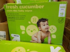 lot 287 image: Case of 1200 Up and Up Cucumber Clo...