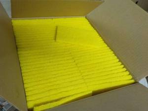 lot 300 image: Case of 60 - 3 x 5 Scrubbing Pads...