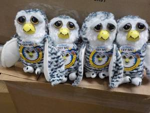 lot 315 image: 4 Fiesty Pets - squeeze their heads...