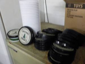 lot 319 image: 25 Plastic Containers with Lids...