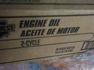 lot 329 image: Case of 24 - 2.5 oz Bottles Car Que...