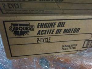 lot 331 image: Case of 24 - 2.5 oz Bottles Car Que...