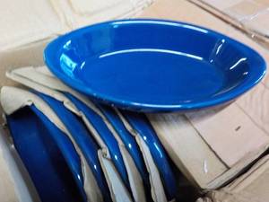 lot 335 image: Case of 36 Cobalt Blue Glaze 8 oz C...