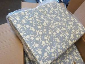 lot 347 image: Case of 5 Teacher Rocker Chair Cush...