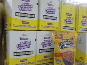 lot 390 image: 5 Boxes Malt O Meal Berry Colossal ...