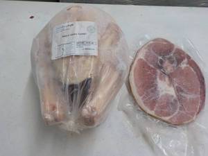 lot 419 image: Whole Young Frozen Turkey and Ham S...