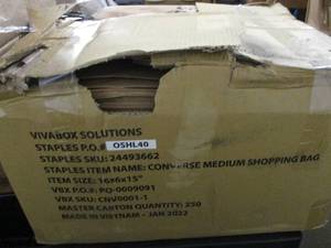 lot 4 image: Box of Paper Bags...