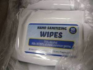 lot 35 image: 30 Packs of 80 Ct Hand Sanitizing W...