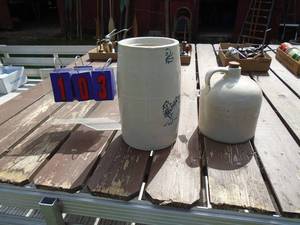 lot 103 image: Western 2 gal crock & unmarked jug. Both in good shape. As shown.