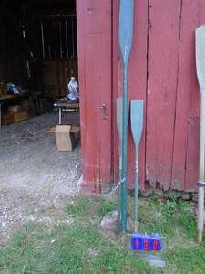 lot 130 image: Qty of 3 old oars. 1 pair & 1 single. As shown.