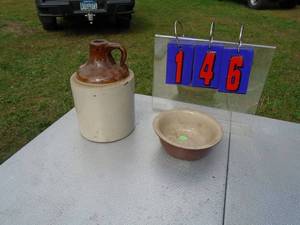 lot 146 image: Stoneware jug & bowl. As shown.