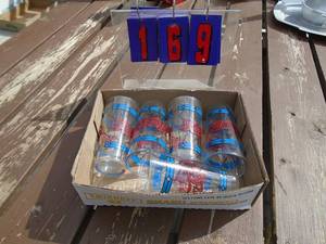 lot 169 image: Flat of 5 pepsi glasses. As shown.