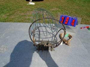 lot 394 image: Wire baskets & stirup forms As shown.