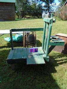 lot 397 image: Wooden goat milking stand . Very nice condition. Ready to work or for display. As shown.