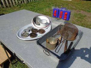 lot 406 image: Vintage misc cookware. As shown.