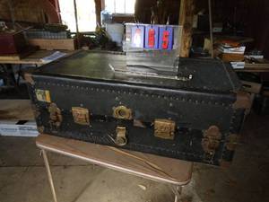 lot 465 image: Steamer chest. As shown.