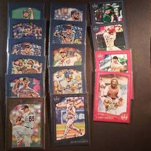 lot 108 image: Lot of 15 Gypsy Queena & Panini Cards