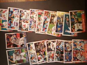 lot 109 image: Lot of 18 Topps Rookie Cards