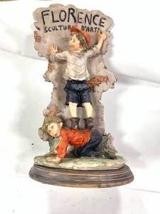 Vintage D�arte Statue 11 � Inch Tall