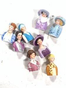 1980�s Avon Thimble Statues