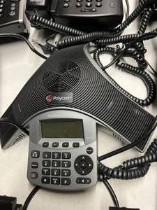 WOW Polycom SoundStation IP 5000 Conference Phone System &amp 7 Phones - Like New Condition