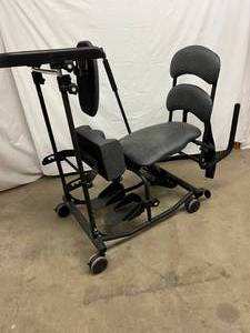 MSRP $4000 EASYSTAND 5000 SIT TO STANDING FRAME&nbspFOR PHYSICAL THERAPY PATIENTS &amp WHEELCHAIR USERS&nbspLAPTOP WORKSTATION - GOOD WORKING CONDITION