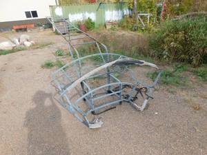 lot 23 image: 17 2 person ladder hunting stand.