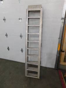 lot 27 image: ATV Heavy-Duty Tri-Fold Loading Ramp 1500 lbs