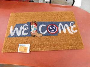lot 114 image: 18 x 30 Welcome Doormat