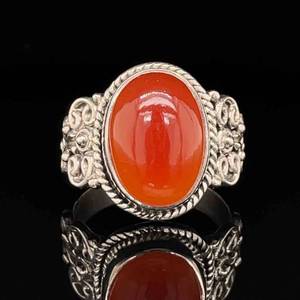 Oval Red OnyxCarnelian Twisted Rope Vintage Ribbon Swirl Filigree Estate Ring