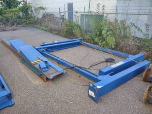 lot 27 image: Forward 4 Post Drive On Lift, 14,00...