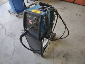 lot 38 image: Miller Millermatic 135  Wire Welder...
