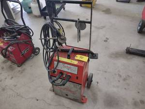 lot 90 image: Panel Beater 10-10-DS Deluxe Dent P...