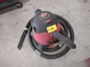 lot 106 image: Craftsman 8 Gallon WetDry Vacuum...