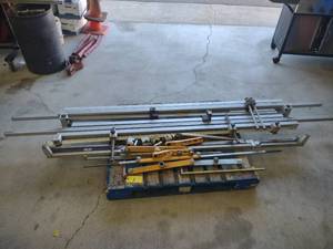 lot 8 image: Assorted Car-O-Liner Parts on Palle...
