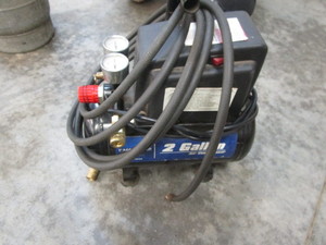 Eagle River air compressor. 2 gallo...