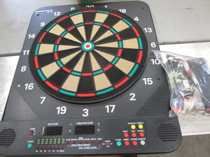 Dartboard & dart package...