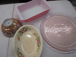 Pink Depression glass 12.5 tray, v...