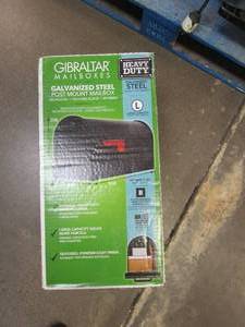 lot 407 image: GIBRALTAR Arlington Textured Black, Large, Steel, Post Mount Mailbox (OPEN BOX)