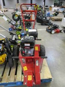 lot 421 image: TORO SGR-13 STUMP GRINDER 22615HD - MISSING SPARK PLUG & PULL CORD.