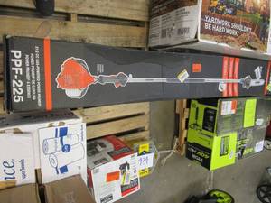lot 436 image: ECHO 10 in. 21.2 cc Gas 2-Stroke Cycle Pole Saw (OPEN BOX)