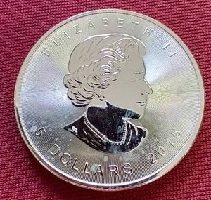 2015 1 Oz. Silver Canadian Maple