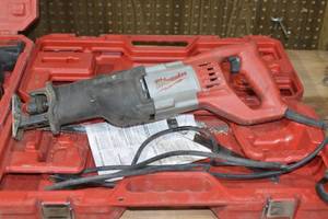 Heavy Duty Milwaukee Sawzall
